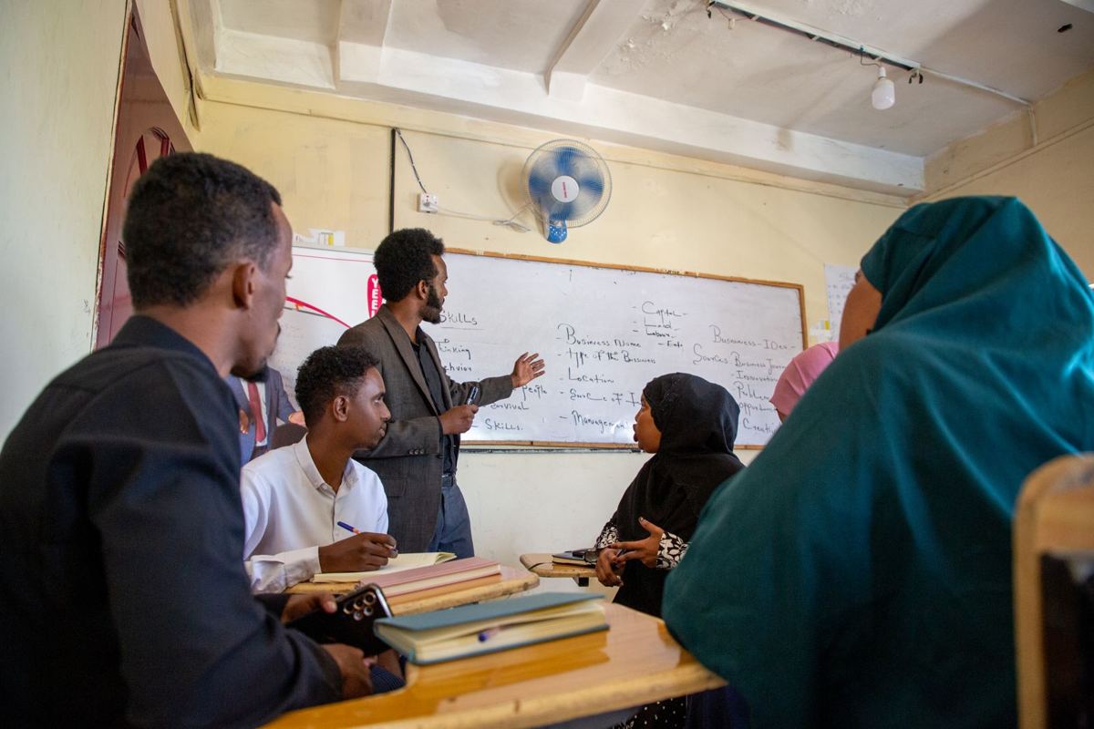 A trainer with participants